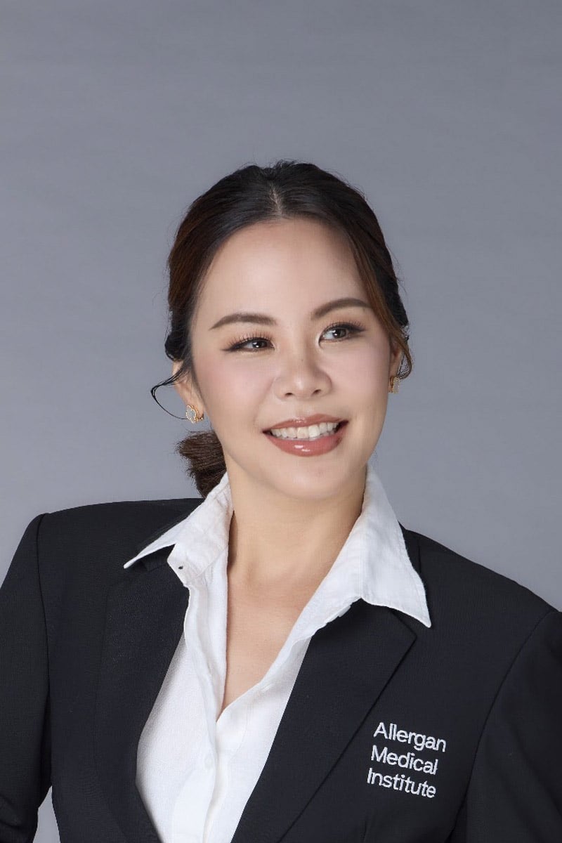 พญ.แพรมาลา ฉายาวิจิตรศิลป์